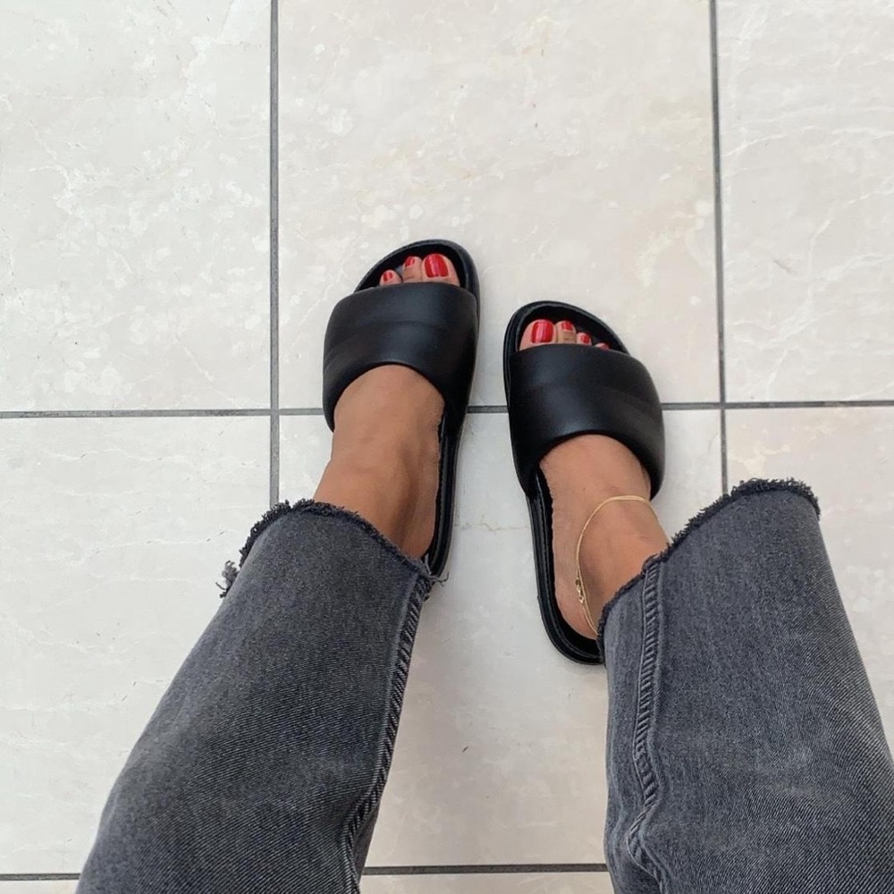 Zara black faux leather slides size 35-36